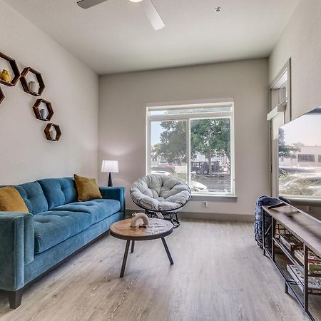 Lush Downtown Condo On Riverwalk W King Ste, Free Parking, Pet Friendly, Centrally Located On Riverwalk San Antonio Ngoại thất bức ảnh