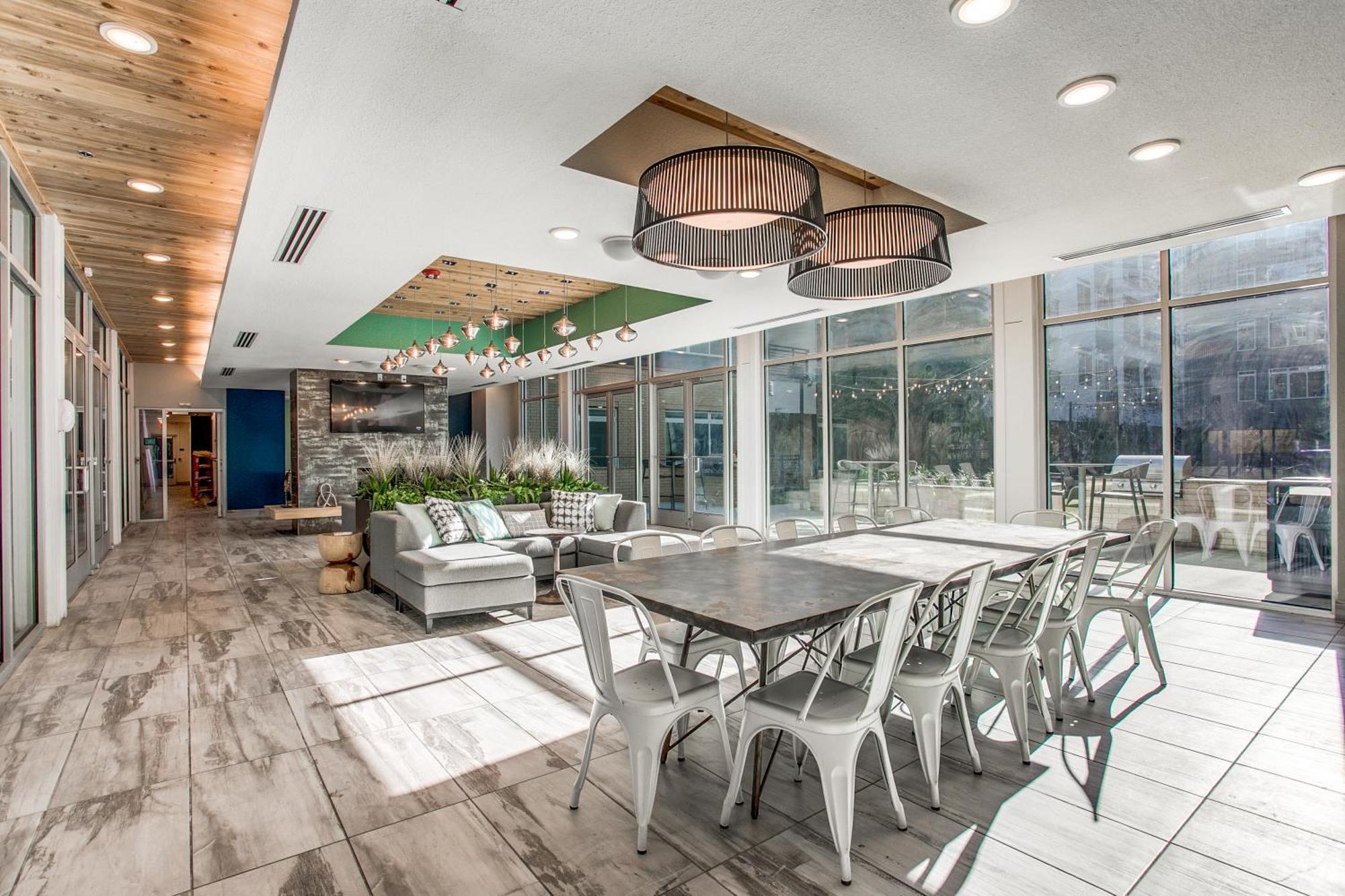 Lush Downtown Condo On Riverwalk W King Ste, Free Parking, Pet Friendly, Centrally Located On Riverwalk San Antonio Ngoại thất bức ảnh
