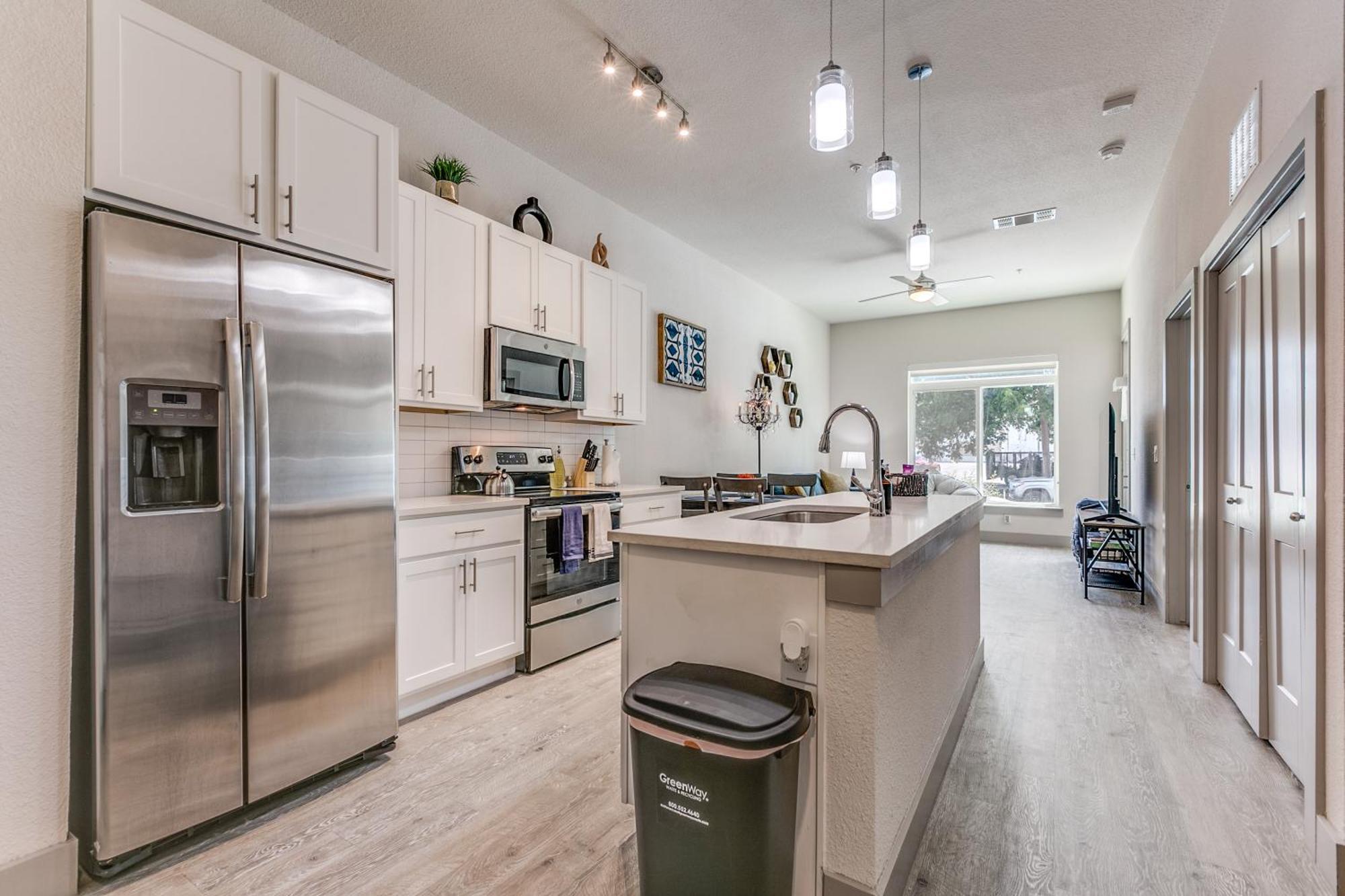Lush Downtown Condo On Riverwalk W King Ste, Free Parking, Pet Friendly, Centrally Located On Riverwalk San Antonio Ngoại thất bức ảnh